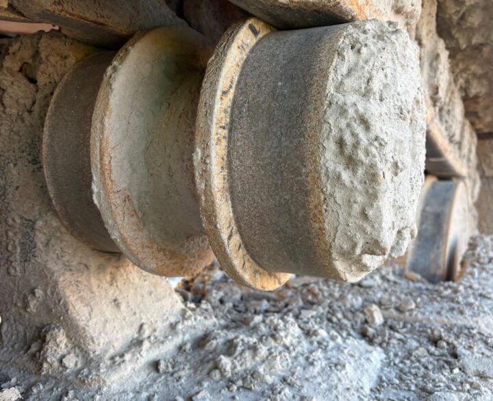 Hyundai R800LC-9 Long Reach - Crawler Excavators