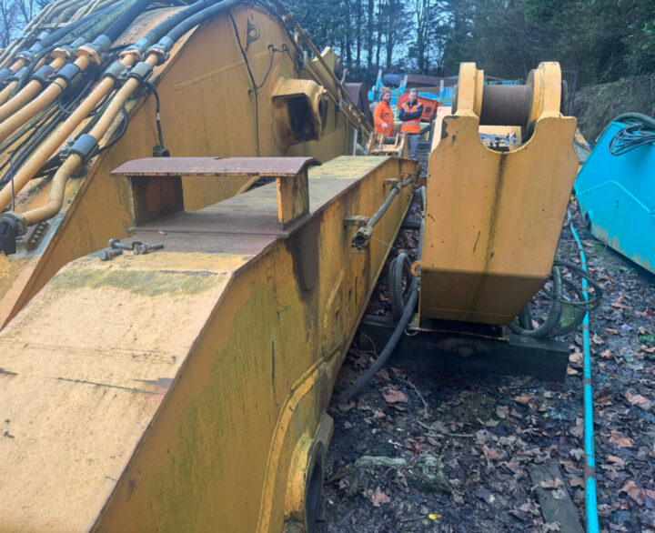 Hyundai R800LC-9 Long Reach - Crawler Excavators