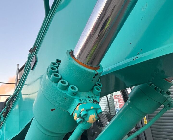 Kobelco SK210LC-10 - Crawler Excavators