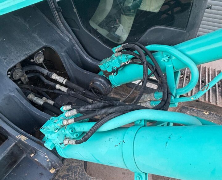 Kobelco SK210LC-10 - Crawler Excavators