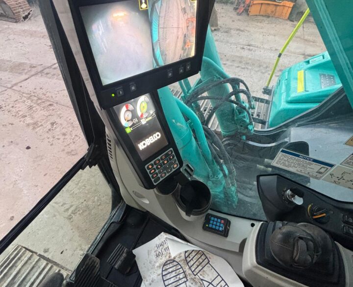 Kobelco SK210LC-10 - Crawler Excavators