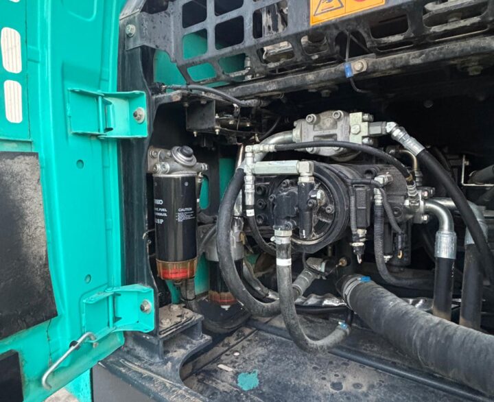 Kobelco SK210LC-10 - Crawler Excavators