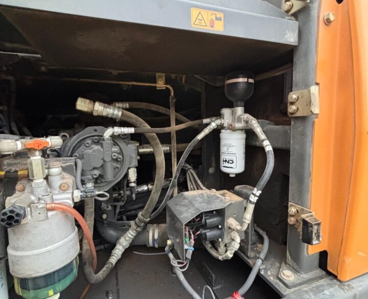 Case CX290D - Crawler Excavators