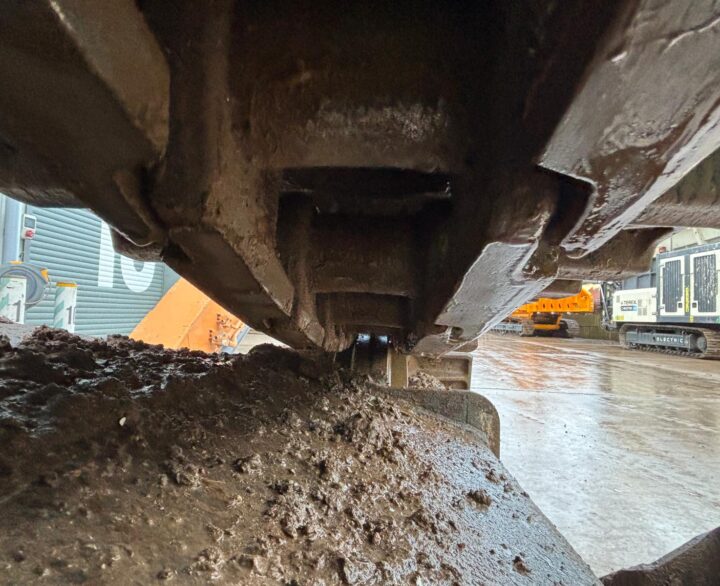 Case CX290D - Crawler Excavators