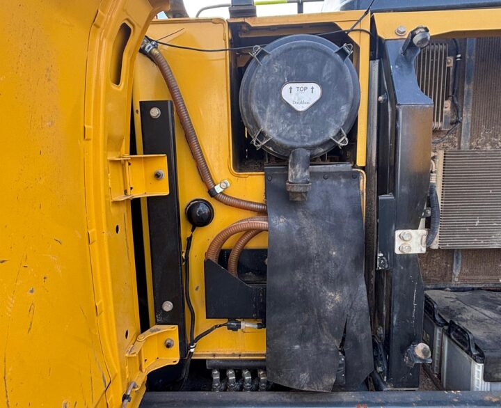 Kobelco SK210LC-10-E - Crawler Excavators