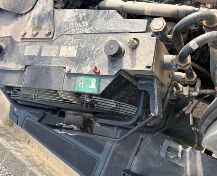 Rokbak RA30 - Articulated Dump Trucks