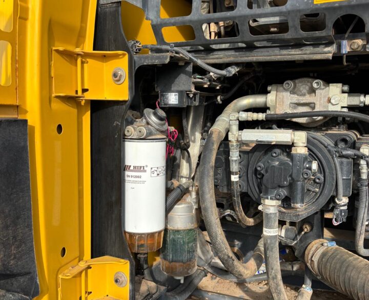 Kobelco SK210LC-10-E - Crawler Excavators