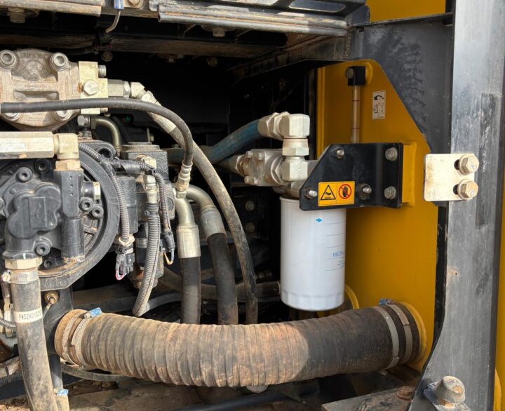 Kobelco SK210LC-10-E - Crawler Excavators