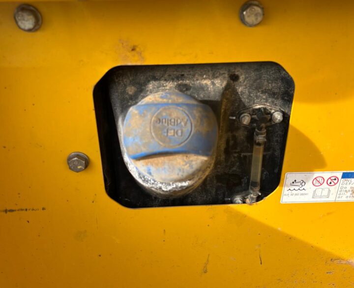 Kobelco SK210LC-10-E - Crawler Excavators