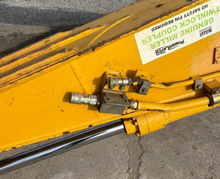 Kobelco SK210LC-10-E - Crawler Excavators