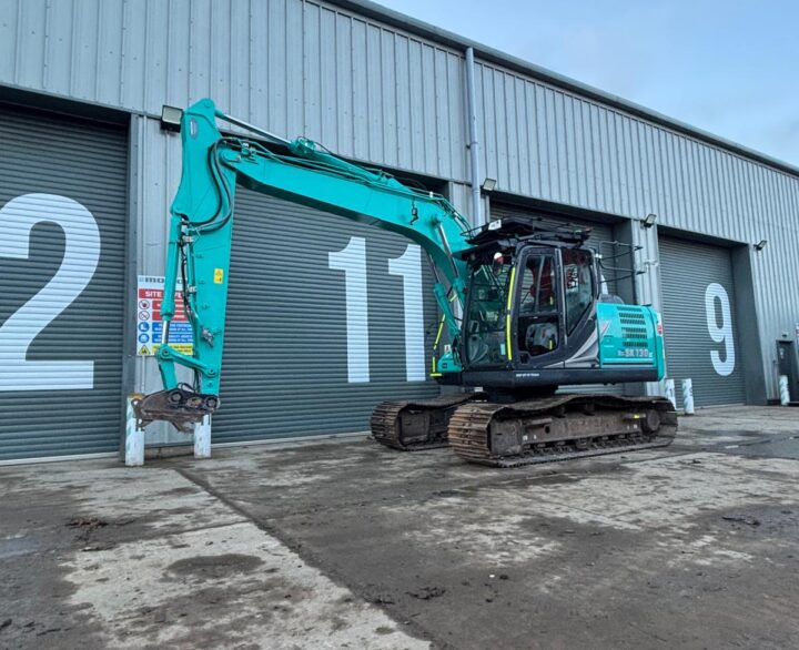 Kobelco SK130LC-11 - Crawler Excavators