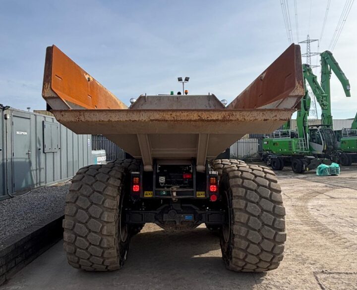 Rokbak RA30 - Articulated Dump Trucks