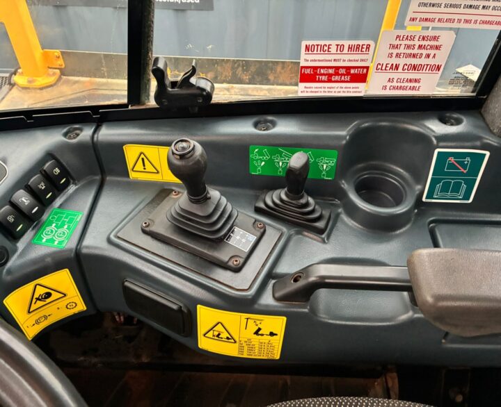 Rokbak RA30 - Articulated Dump Trucks