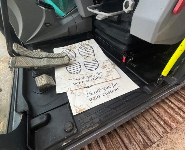 Kobelco SK140SRLC-7 - Crawler Excavators