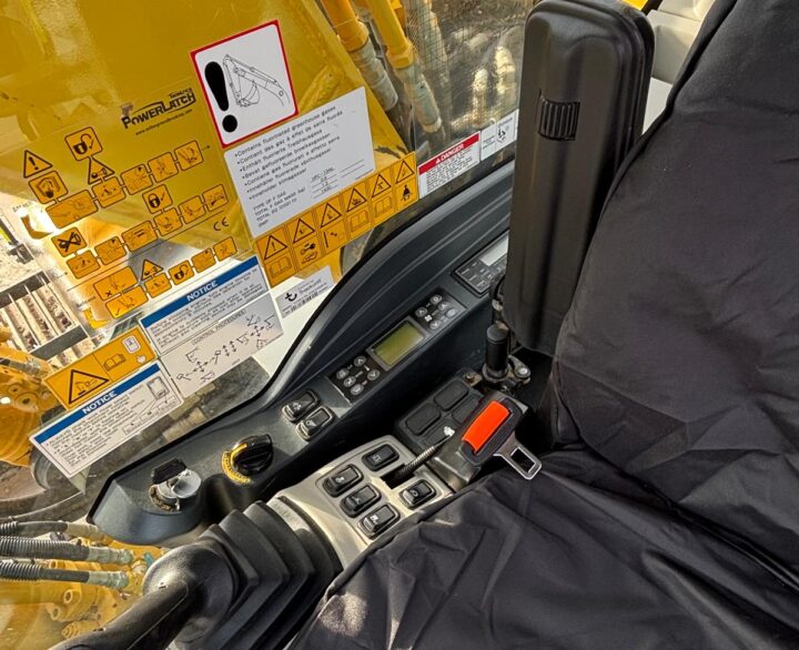 Kobelco SK210LC-10-E - Crawler Excavators