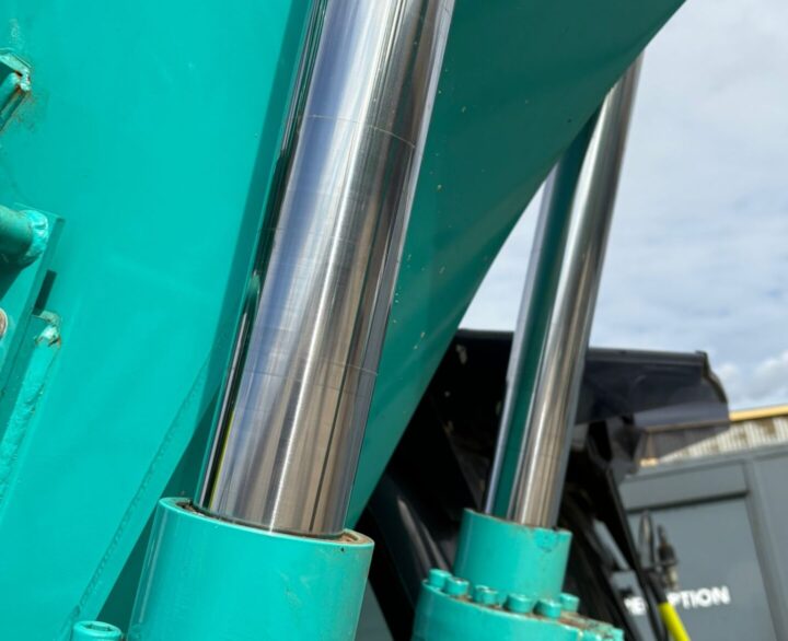 Kobelco SK140SRLC-7 DZ - Crawler Excavators