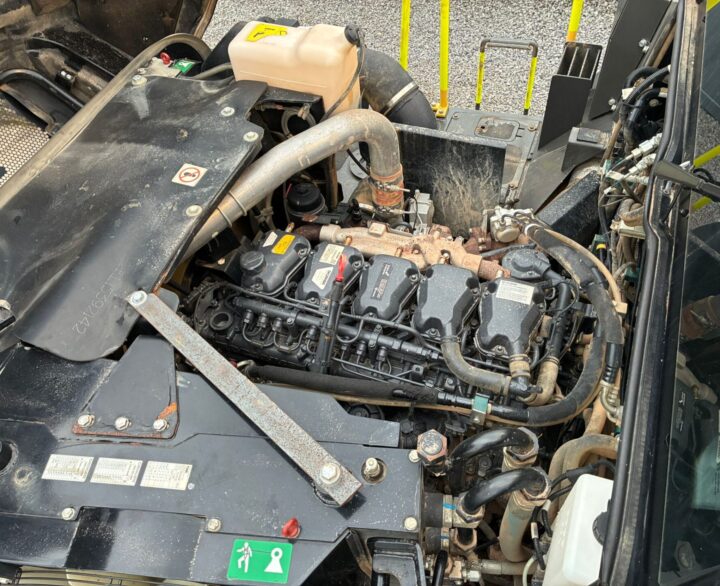 Rokbak RA30 - Articulated Dump Trucks