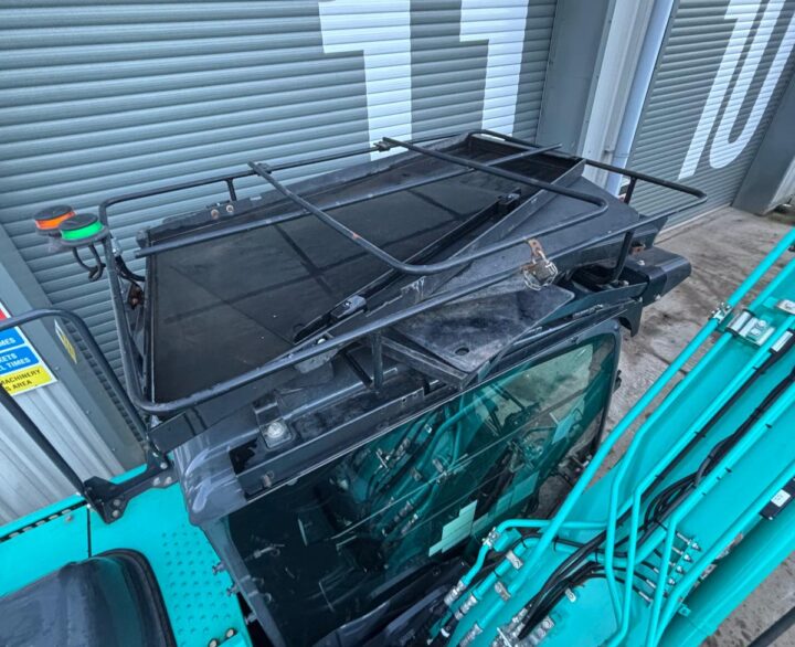 Kobelco SK130LC-11 - Crawler Excavators