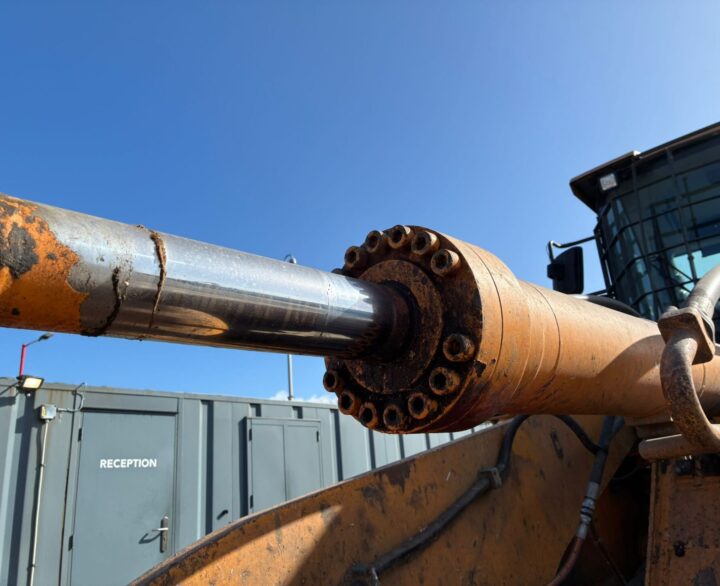 Hyundai HL960 - Used Wheel Loaders