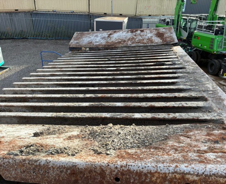 Extec Robotrac - Used Screeners