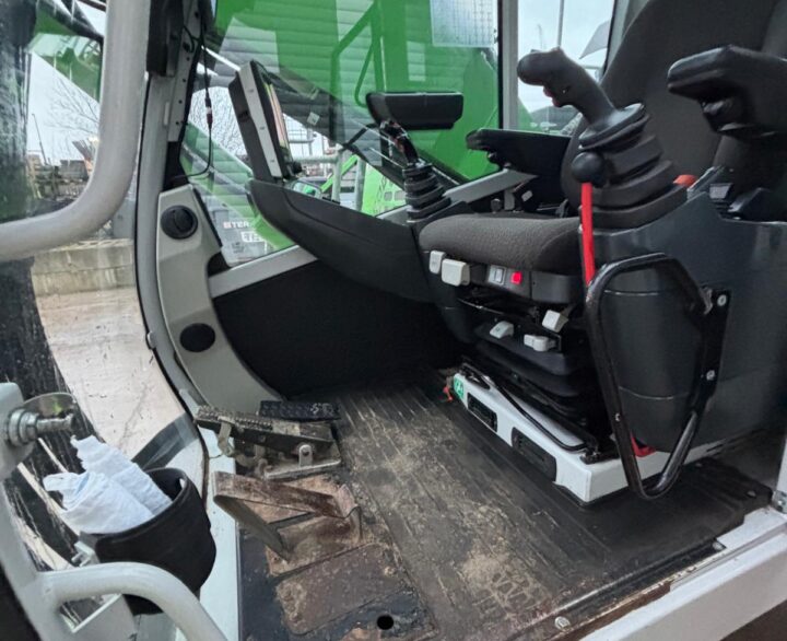 Sennebogen 817M - Material Handlers