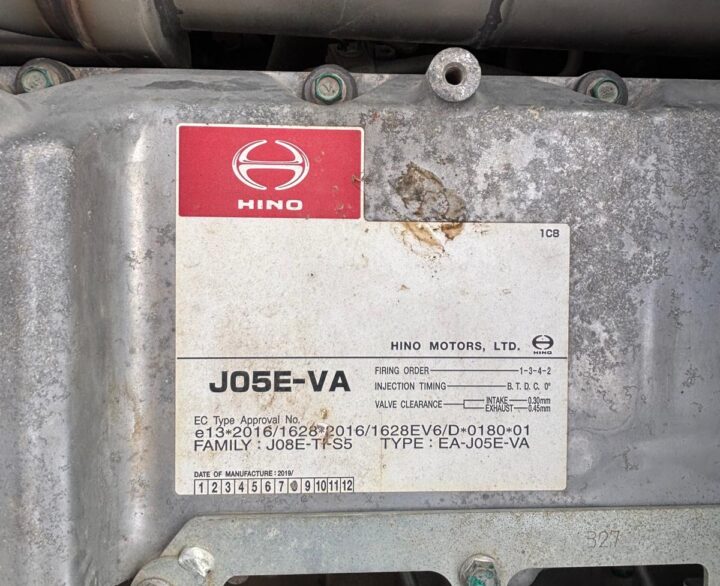 Kobelco SK210LC-10-E - Crawler Excavators