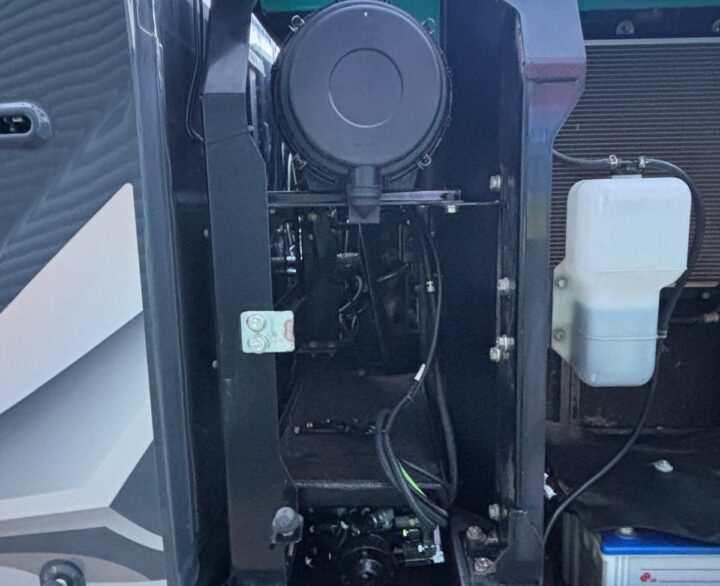 Kobelco SK130LC-11 - Crawler Excavators