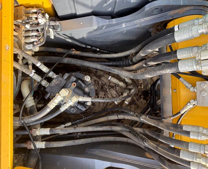 Kobelco SK210LC-10-E - Crawler Excavators