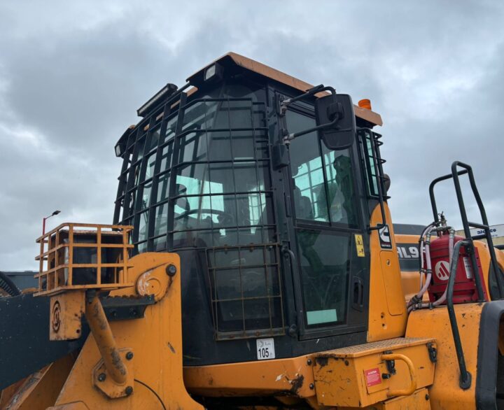 Hyundai HL960AHDXT - Used Wheel Loaders