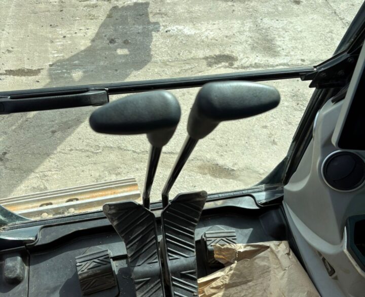 Kobelco SK140SRLC-7 DZ - Crawler Excavators