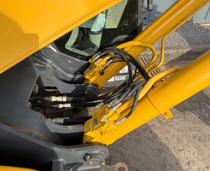 Kobelco SK210LC-10-E - Crawler Excavators