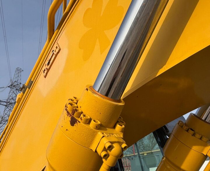 Kobelco SK210LC-10-E - Crawler Excavators