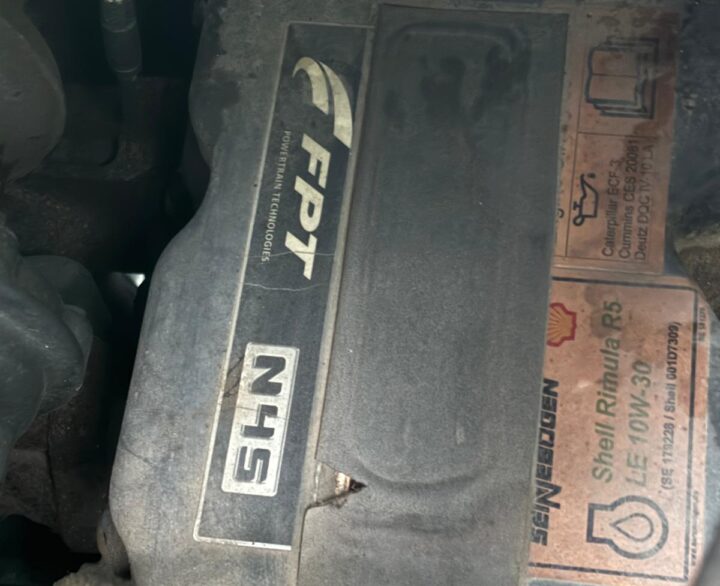 Sennebogen 817M - Material Handlers