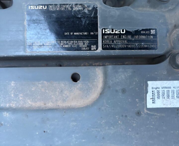 Kobelco SK130LC-11 - Crawler Excavators