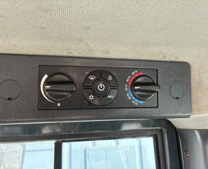 Hyundai HL960 - Used Wheel Loaders