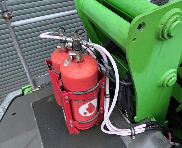 Sennebogen 817M - Material Handlers