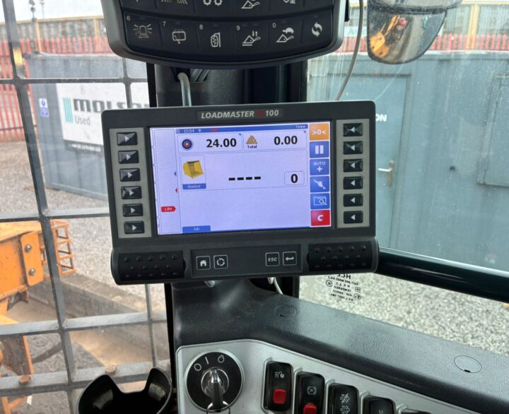 Hyundai HL960AHDXT - Used Wheel Loaders