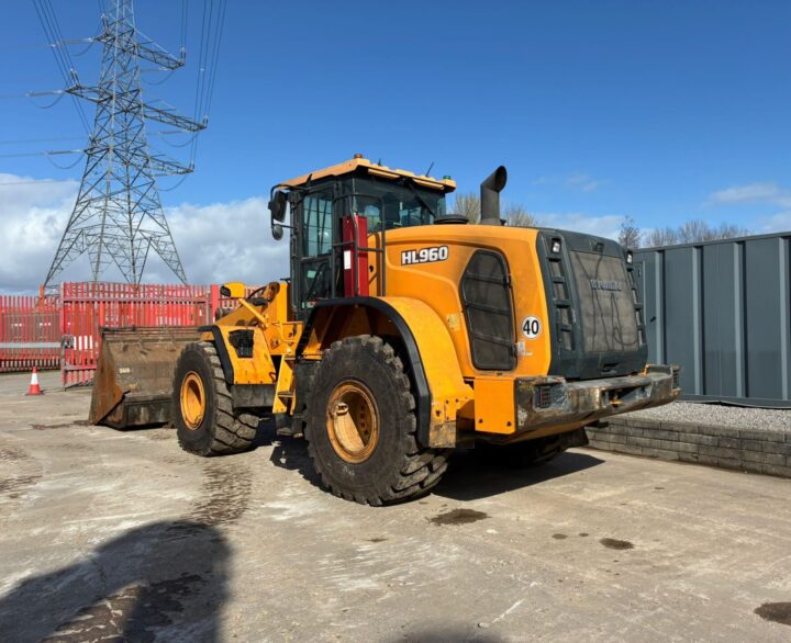Hyundai HL960 - Used Wheel Loaders