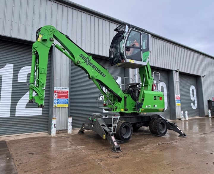 Sennebogen 817M - Material Handlers