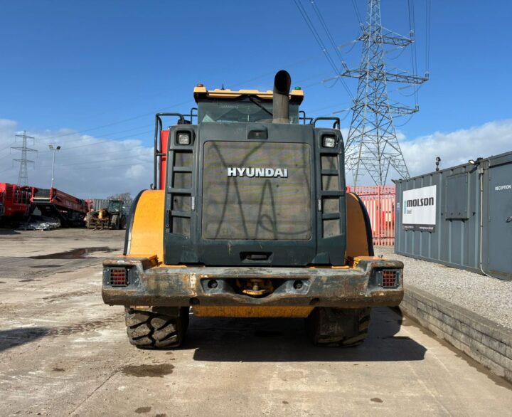 Hyundai HL960 - Used Wheel Loaders