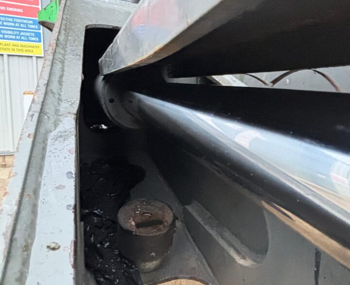 Sennebogen 817M - Material Handlers