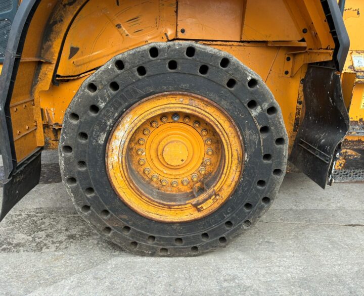 Hyundai HL960HDXT - Used Wheel Loaders