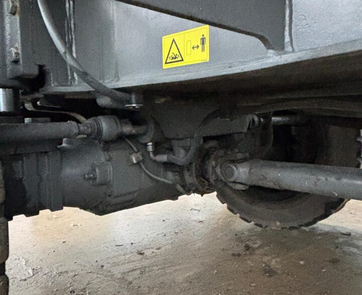 Sennebogen 817M - Material Handlers