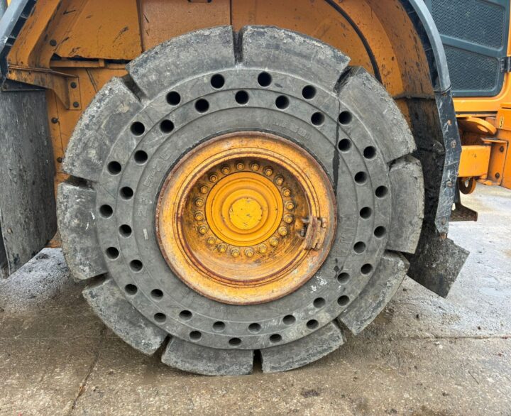 Hyundai HL960AHDXT - Used Wheel Loaders