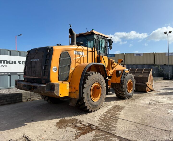 Hyundai HL960 - Used Wheel Loaders