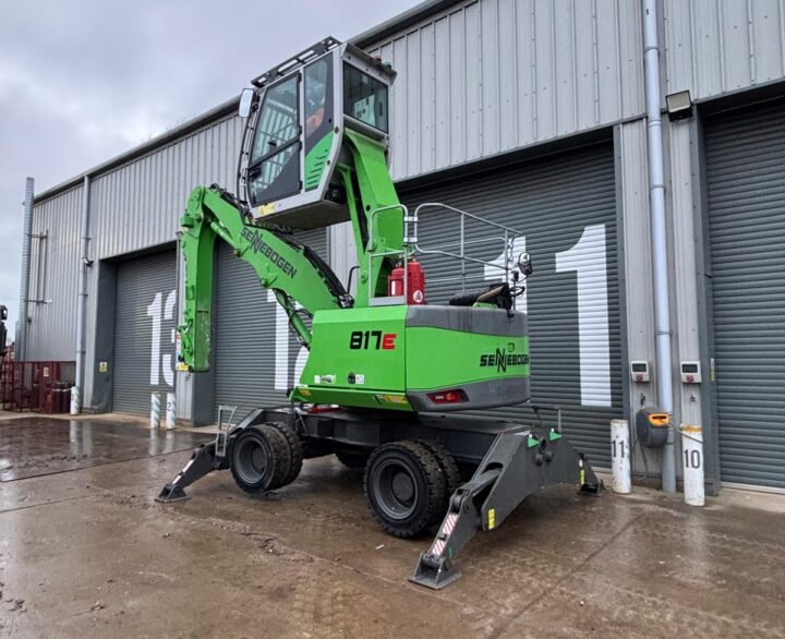 Sennebogen 817M - Material Handlers