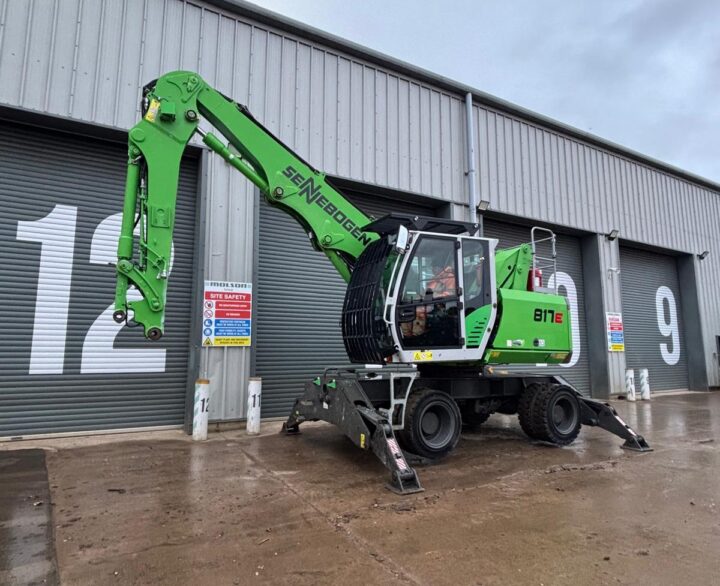 Sennebogen 817M - Material Handlers