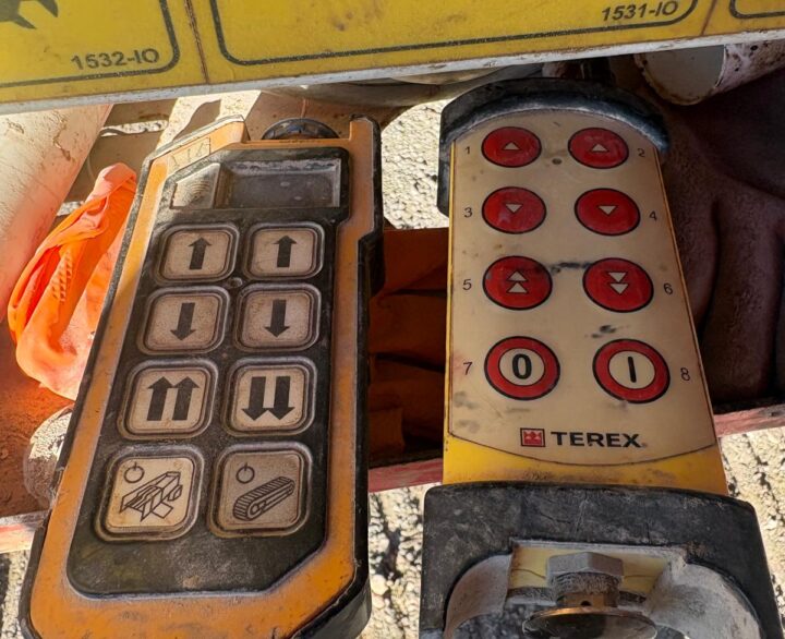 Terex Finlay J-1170 HR - Used Crushers