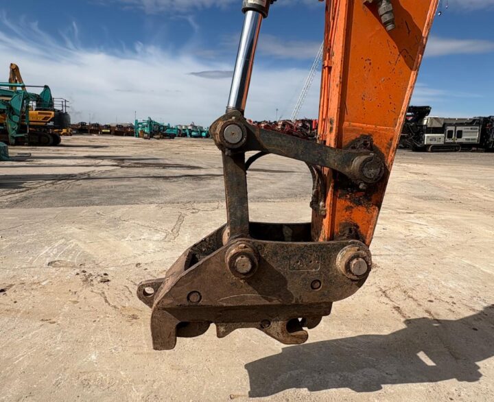 Doosan DX140LC-5 - Crawler Excavators