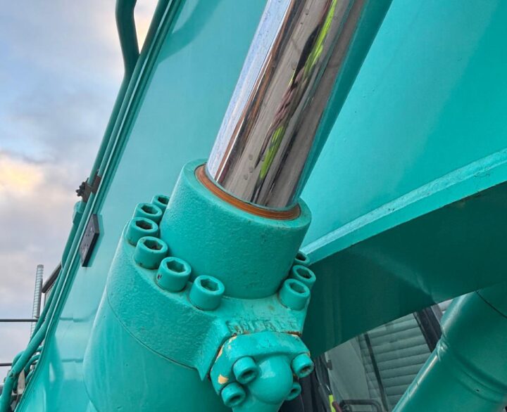 Kobelco SK210LC-10 - Crawler Excavators